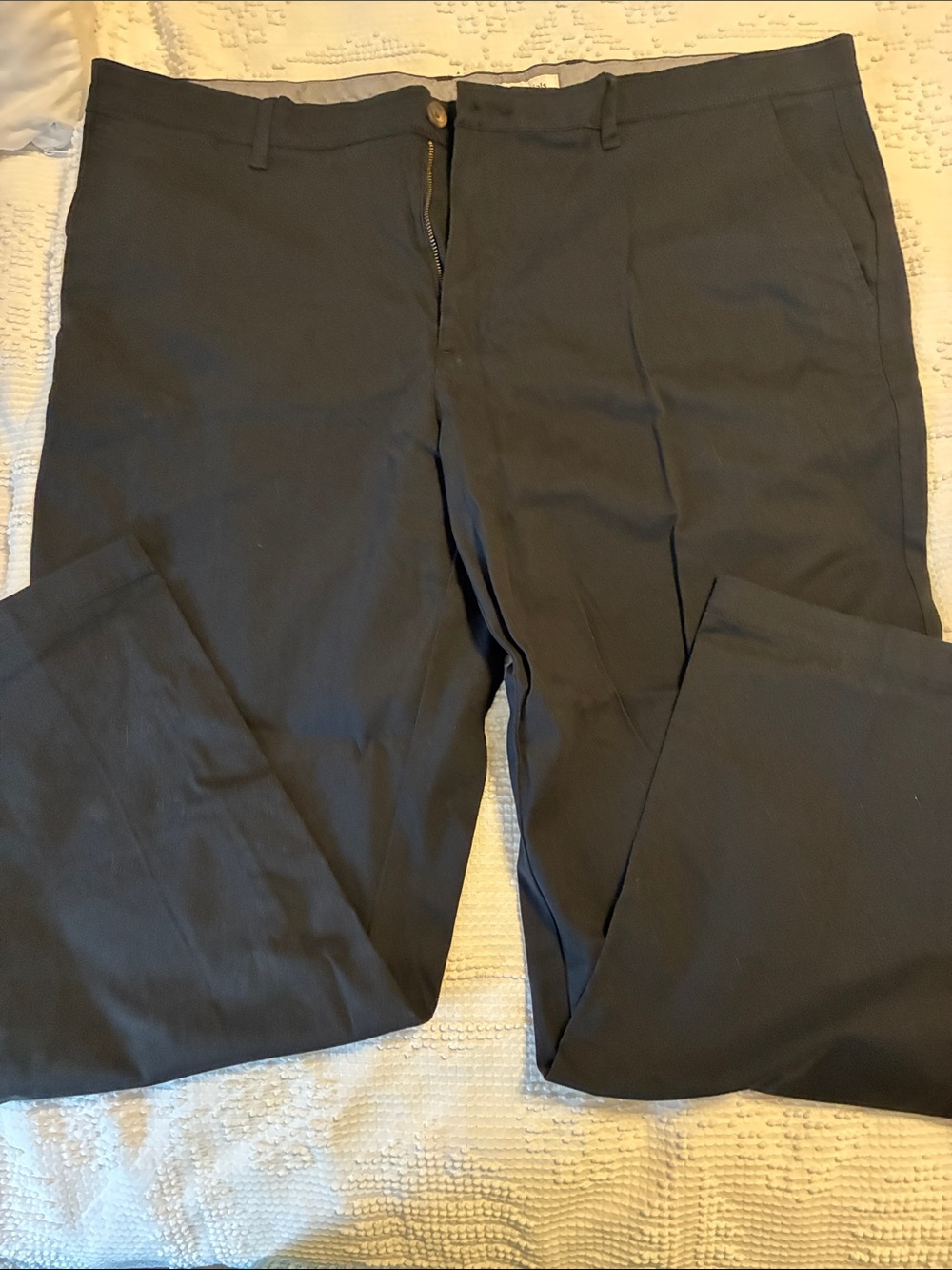 Amazon Essentials Men’s Chinos - Navy
